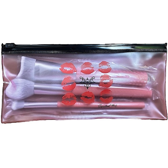 Laruce Beauty 3 piece pink contour brush set with limited edition pouch NEW - Picture 2 of 11